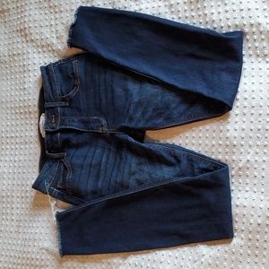 3/$25 Carly Jean Los Angeles skinny jeans w/ raw hem sz 1